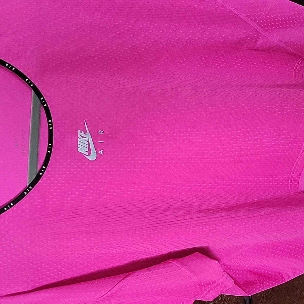 Nike Dry-fit crop too